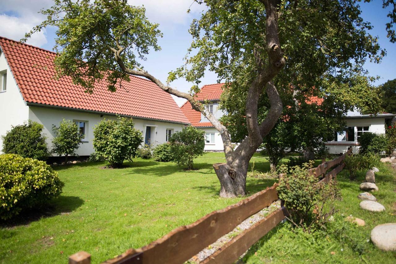 Ostseehotel Hunhoi Niesgrau Extérieur photo